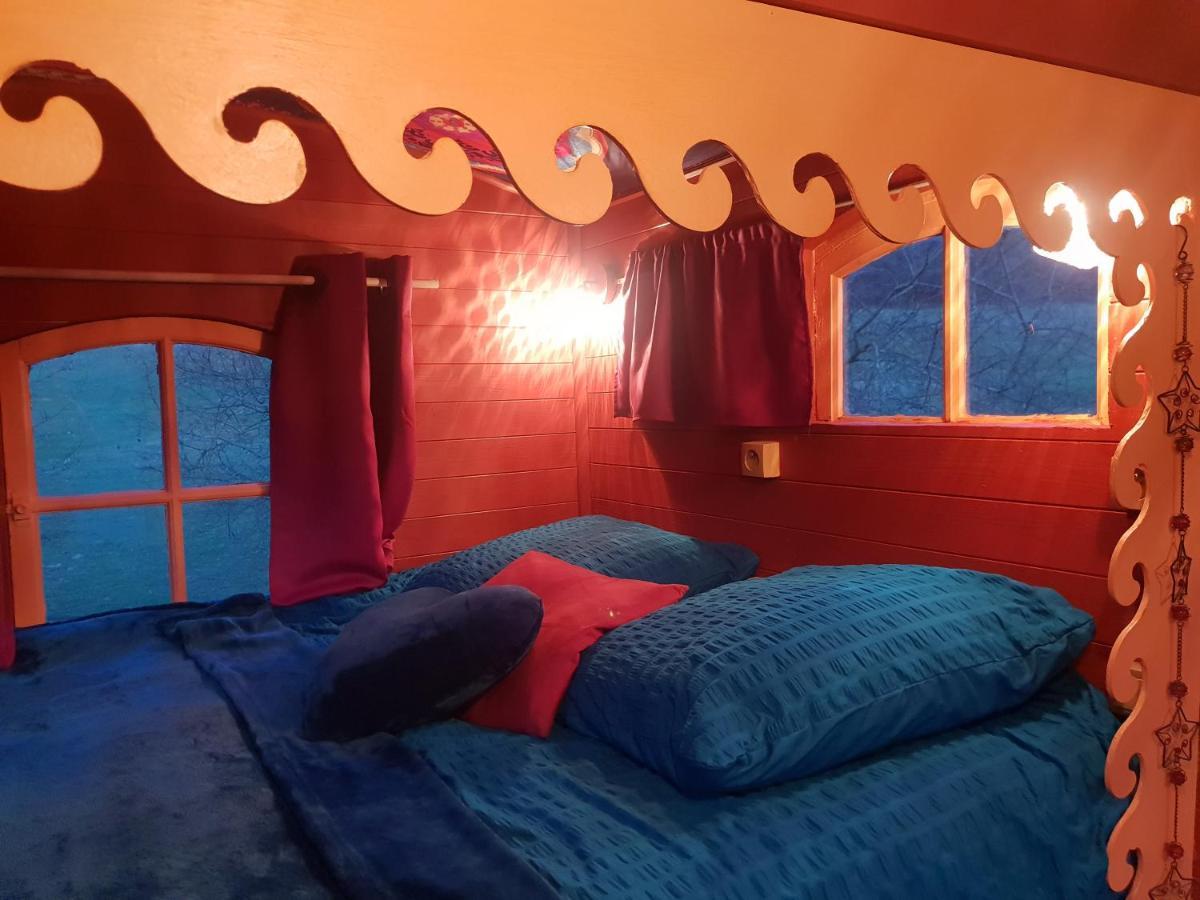 Anlhiac La Maison Du Bonheur מראה חיצוני תמונה