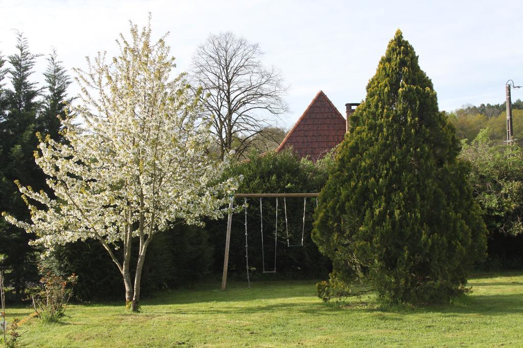 Anlhiac La Maison Du Bonheur מראה חיצוני תמונה