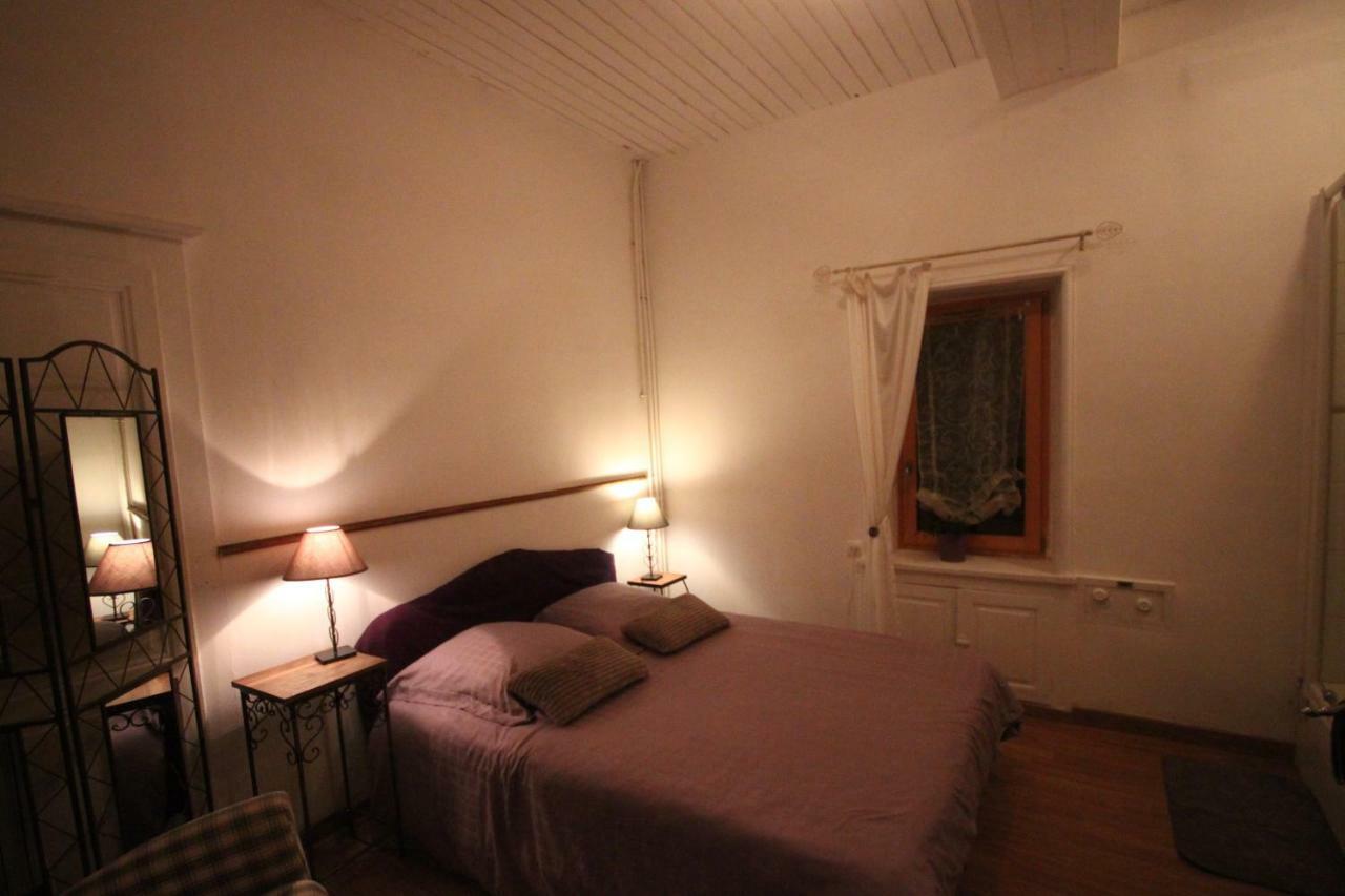 Anlhiac La Maison Du Bonheur מראה חיצוני תמונה